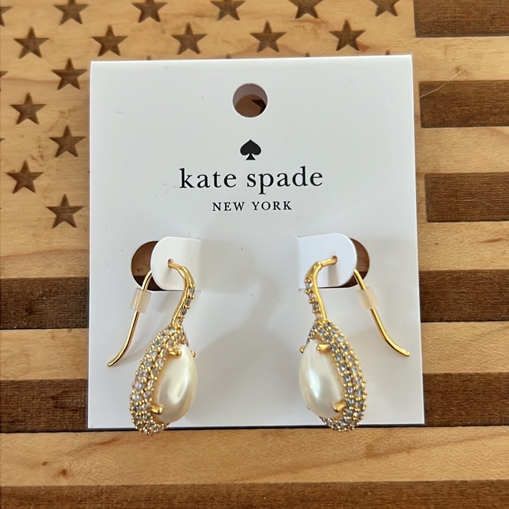 KATE SPADE • Pearl Pavé Halo Brilliant Statement Drop Earrings - Picture 4 of 4